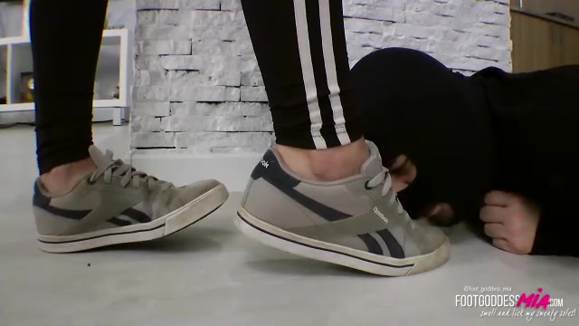 goddes mia sneaker worship and trample