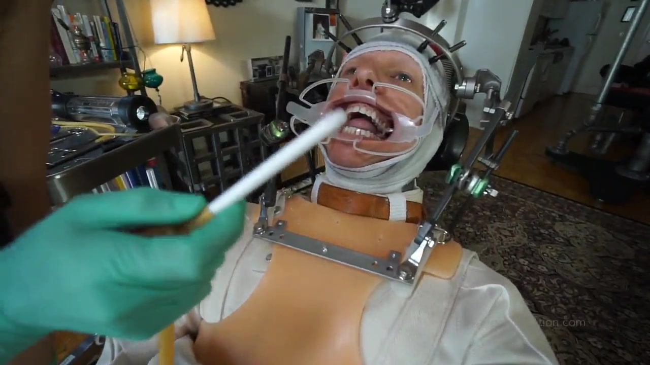 Dentist femdom